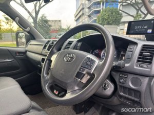 Toyota Hiace 2.8A DX
