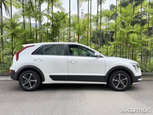 Kia Niro Hybrid 1.6A EX