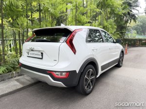 Kia Niro Hybrid 1.6A EX