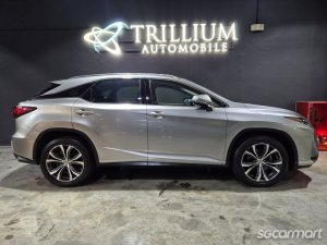 Lexus RX Turbo RX200t Luxury Sunroof (New 10-yr COE)