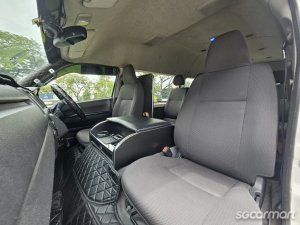 Toyota Hiace Commuter 3.0A