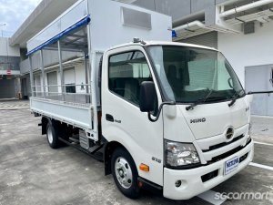 Hino XZU710R