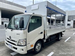 Hino XZU710R
