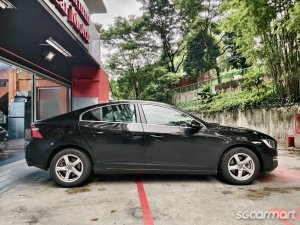 Volvo S60 T2