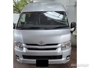 Toyota Hiace Commuter 2.8A GL