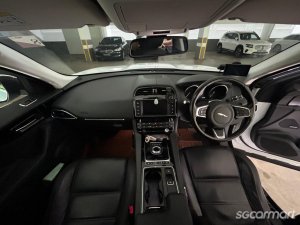 Jaguar F-PACE 2.0A Prestige