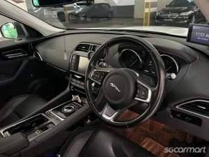 Jaguar F-PACE 2.0A Prestige