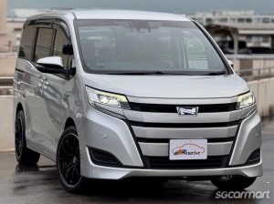 Toyota Noah Hybrid 1.8A X