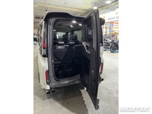 Honda Stepwgn 1.5A Spada