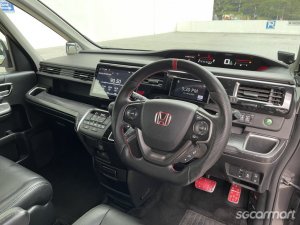 Honda Stepwgn 1.5A Spada