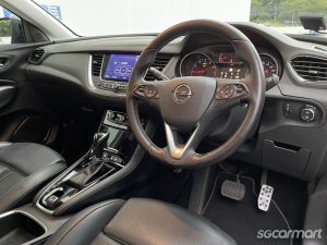 Opel Grandland X 1.2A Turbo Innovation Premium