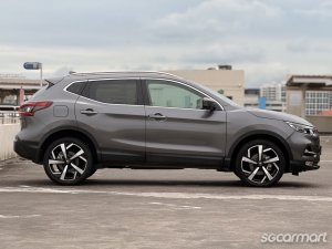 Nissan Qashqai 2.0A Premium Moonroof
