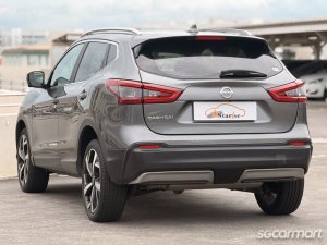 Nissan Qashqai 2.0A Premium Moonroof