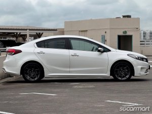 Kia Cerato K3 1.6A Sunroof