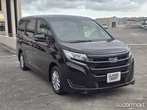 Toyota Noah Hybrid 1.8A X