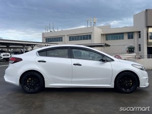 Kia Cerato K3 1.6A Sunroof