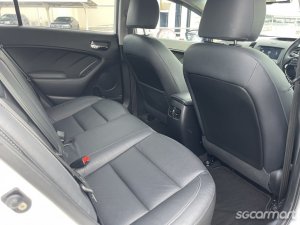 Kia Cerato K3 1.6A Sunroof