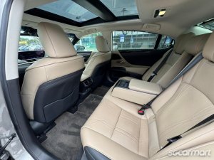 Lexus ES250 Luxury Sunroof