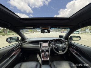 Toyota Harrier 2.0A Premium Panoramic Roof