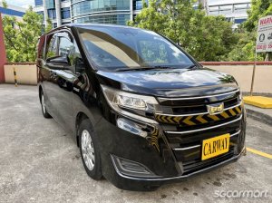 Toyota Noah Hybrid 1.8A X