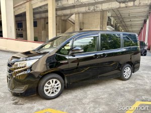 Toyota Noah Hybrid 1.8A X