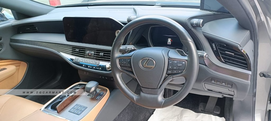 Lexus Ls500 2023 photo 3