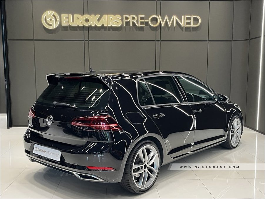 Volkswagen Golf 1.4A TSI Highline Sunroof