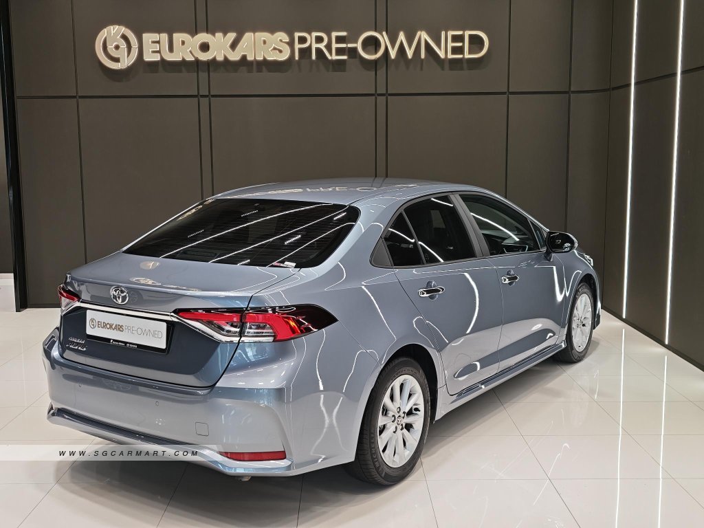 Toyota Corolla Altis 1.6A Standard