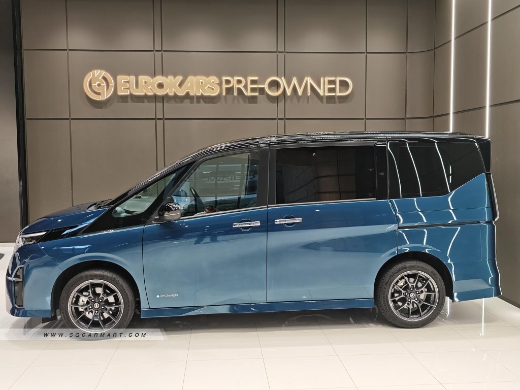Nissan Serena e-POWER Hybrid 1.4A Highway Star Prestige
