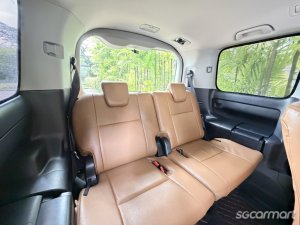 Toyota Noah Hybrid 1.8A X