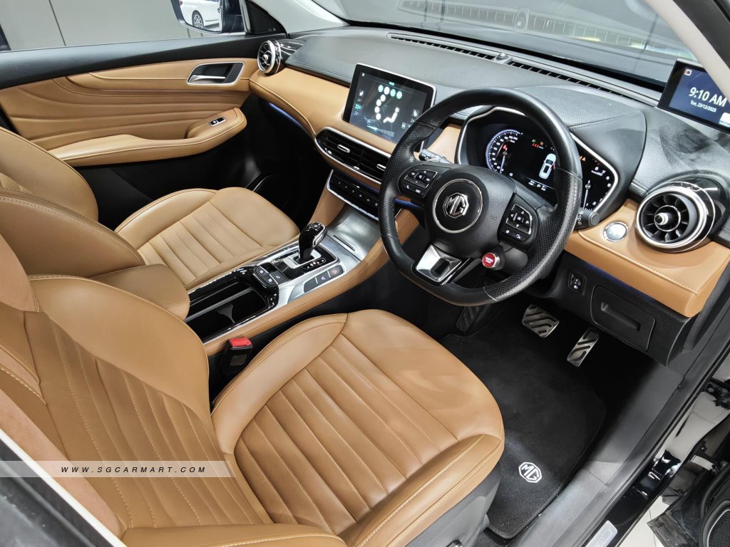 MG HS 1.5A Turbo Exclusive Panoramic Roof