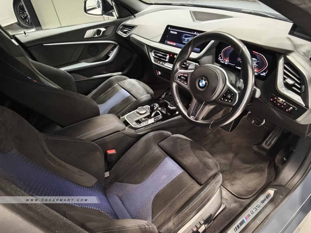BMW M235i Gran Coupe xDrive