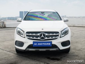 Mercedes-Benz GLA-Class GLA180 AMG Line