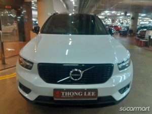 Volvo XC40 T4 R-Design-thumbnail