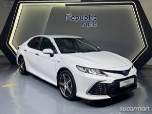 Toyota Camry Hybrid 2.5A Standard
