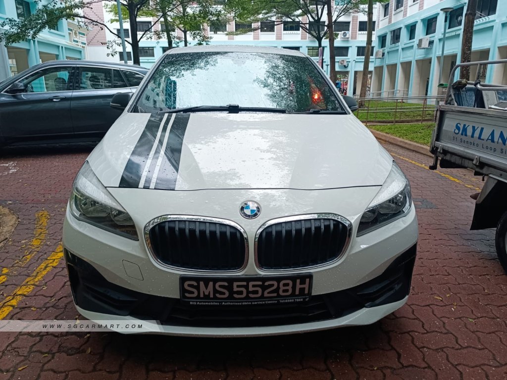 BMW 216i