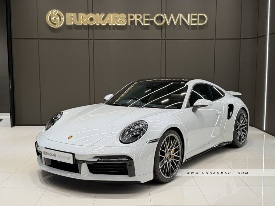 Porsche 911 Turbo S Coupe 3.8A PDK