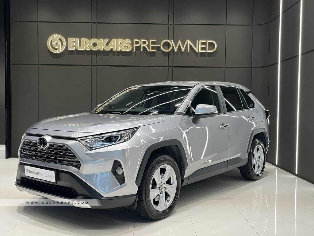 Toyota Rav4 2.0A Premium