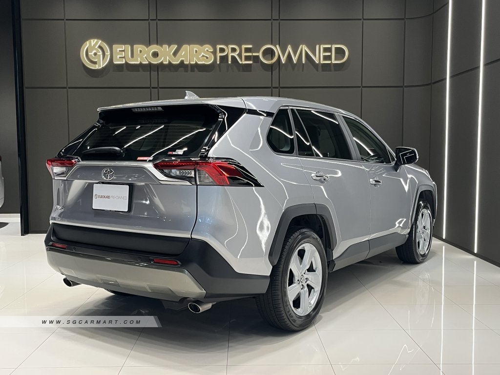 Toyota Rav4 2.0A Premium