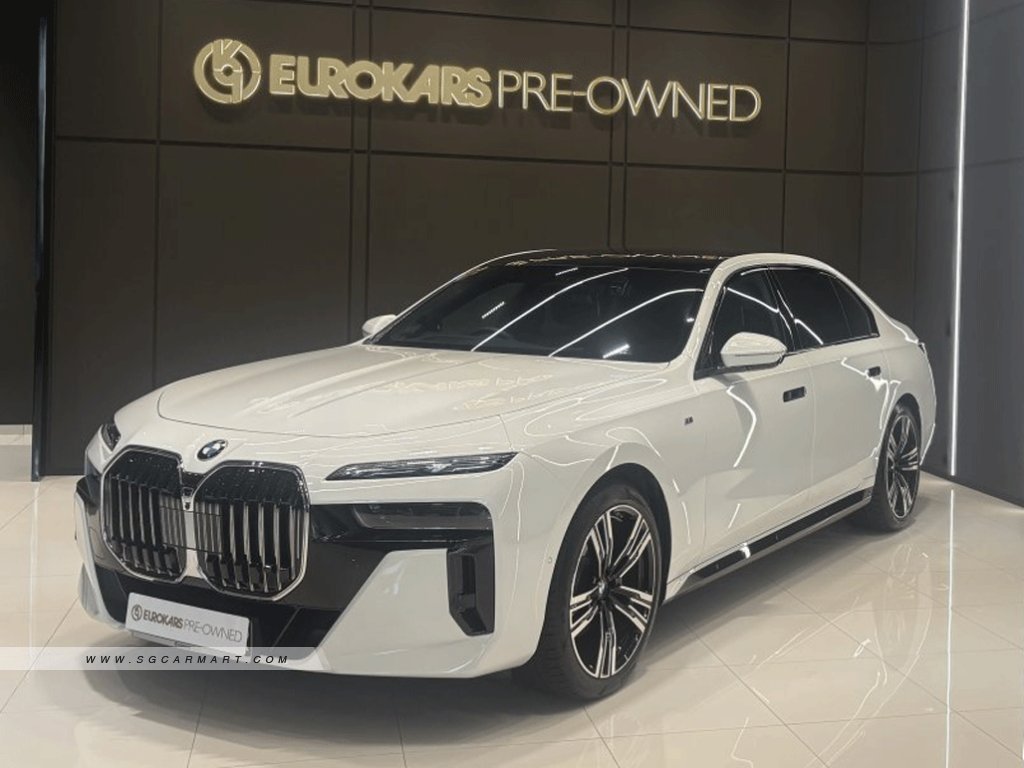 BMW 7 Series 735i Mild Hybrid sDrive M-Sport