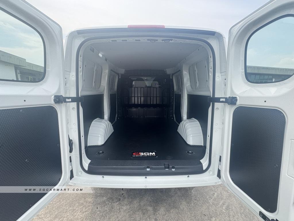 Maxus Edeliver	5 2025 photo 5