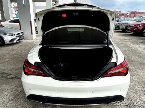 Mercedes-Benz CLA-Class CLA180 Urban