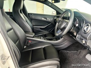 Mercedes-Benz CLA-Class CLA180 Urban