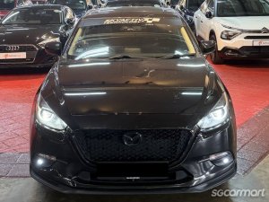 Mazda 3 1.5A Deluxe Sunroof-thumbnail