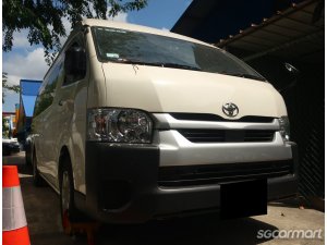 Toyota Hiace Commuter 2.8A GL