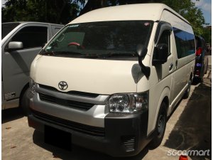 Toyota Hiace Commuter 2.8A GL