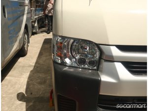 Toyota Hiace Commuter 2.8A GL