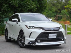 Toyota Harrier Hybrid 2.5A Premium