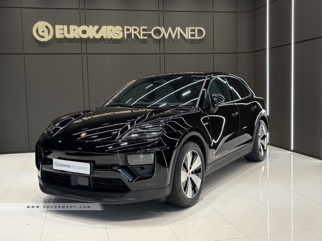 Porsche Macan 4 Electric