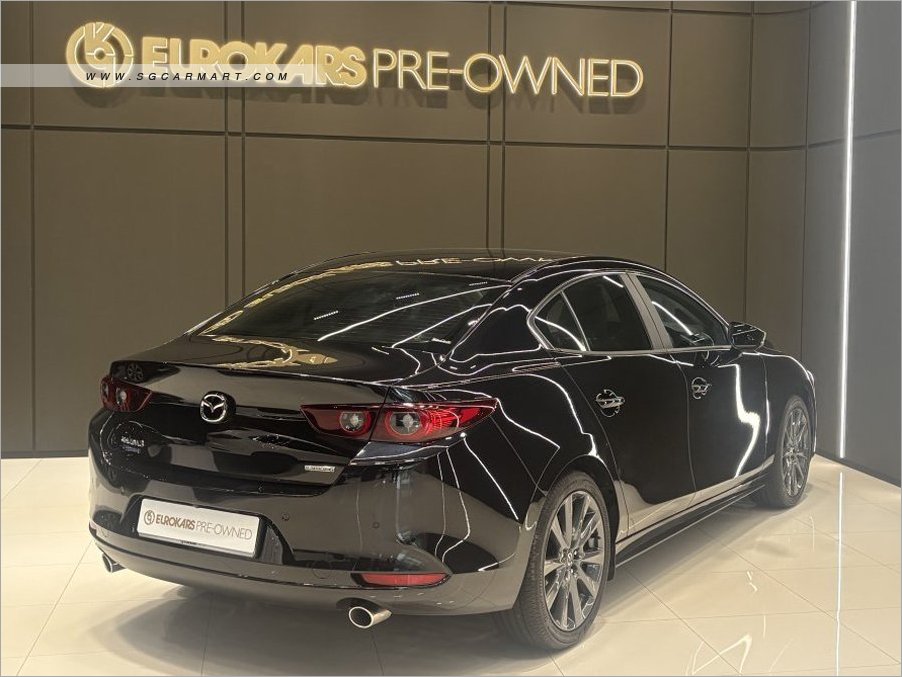 Mazda 3 Mild Hybrid 1.5A Luxury